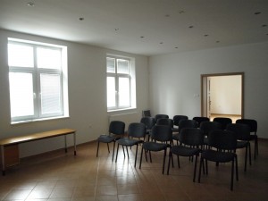 Rekon&scaron;trukcia farskej budovy, Abrah&aacute;m